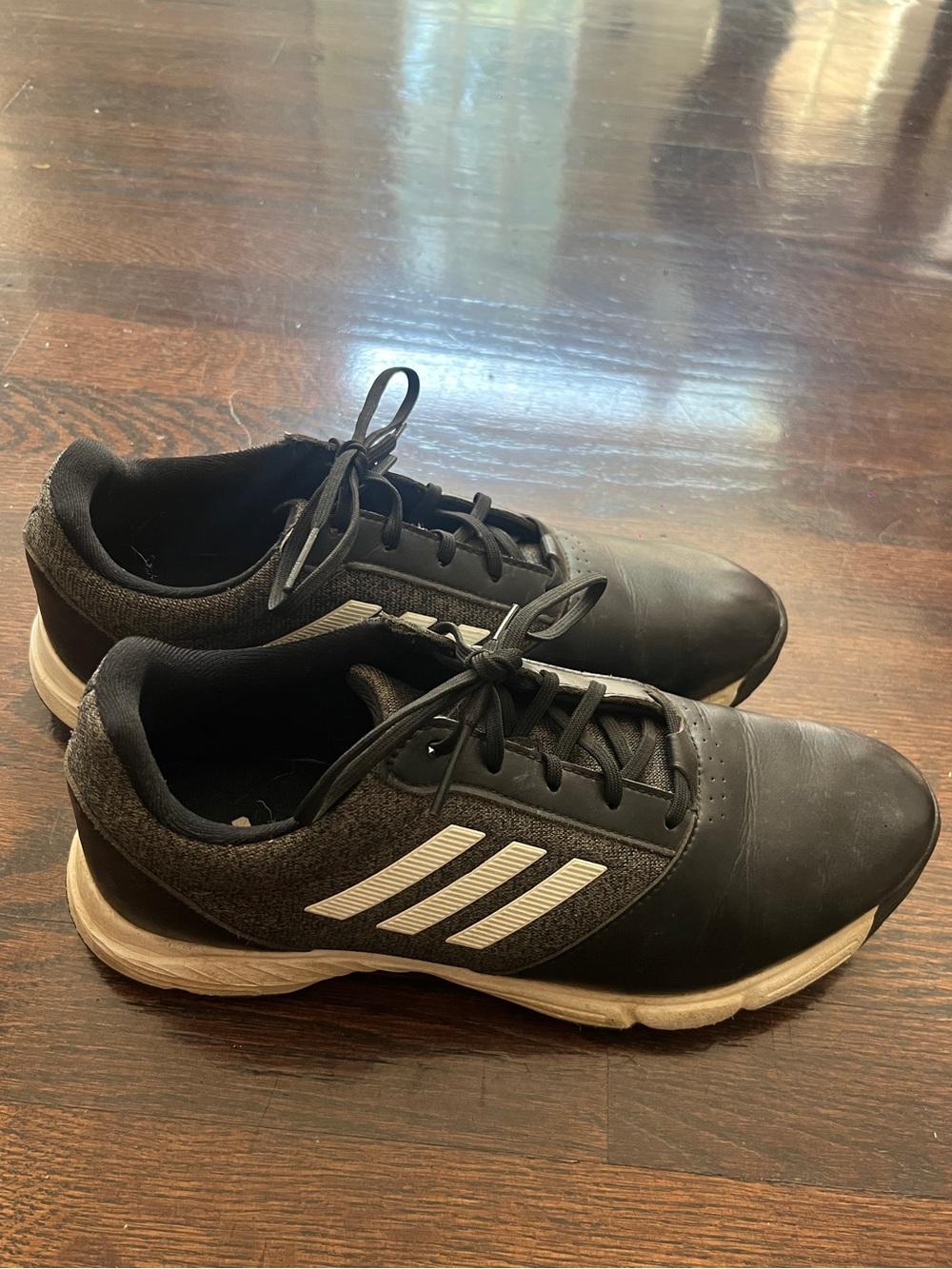 adidas Men's Black and White Low-Top Athletic Sneakers